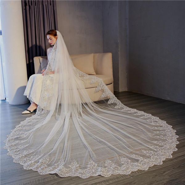 bridal veils 2021 designed lace cathedral wedding with combs custom made one-layer appliques pleats veil, Black
bridal veils 2021 designed lace cathedral wedding with combs custom made one-layer appliques pleats veil, Black