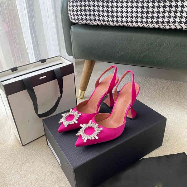primavera e verão nova sandals apontou sandálias de salto cetim sol flor fivela feminino invs, Black
primavera e verão nova sandals apontou sandálias de salto cetim sol flor fivela feminino invs, Black