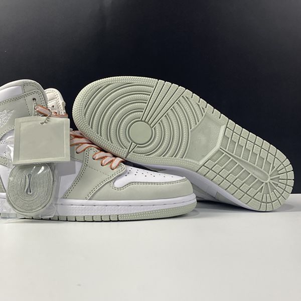 air 1 high og wmns seafoam cd0461-002 1s i women men sports shoes sneakers trainers with original box, Black;white
air 1 high og wmns seafoam cd0461-002 1s i women men sports shoes sneakers trainers with original box, Black;white