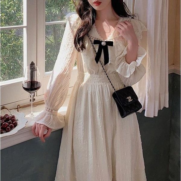 casual dresses autumn winter france vintage elegant dress women retro evening party 2021 long sleeve sweet korean fashion, Black;gray
casual dresses autumn winter france vintage elegant dress women retro evening party 2021 long sleeve sweet korean fashion, Black;gray