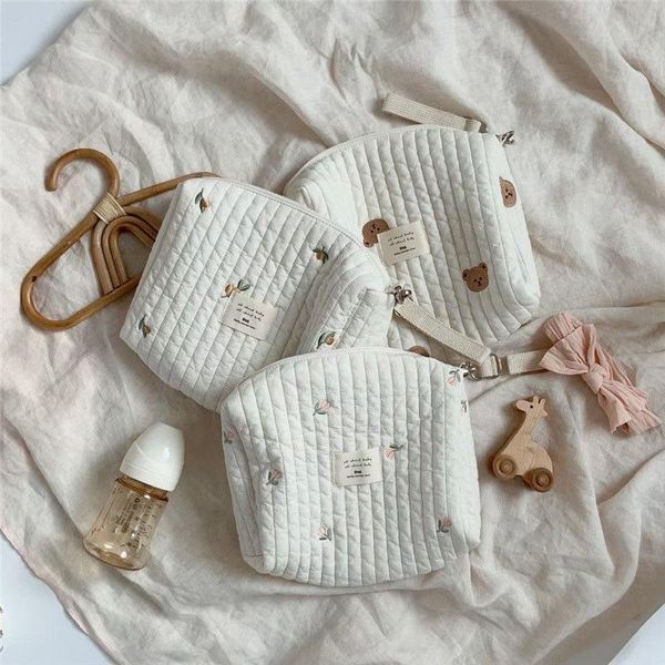 diaper bags mommy single shoulder bag zipper embroidery cute creamy color mom outing baby stroller
diaper bags mommy single shoulder bag zipper embroidery cute creamy color mom outing baby stroller