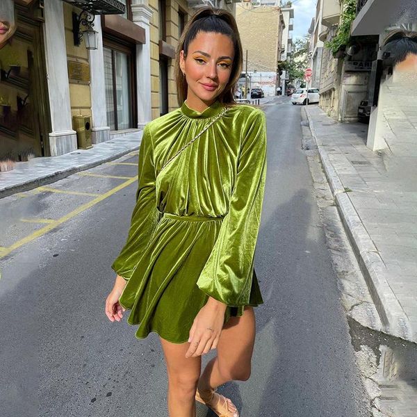 casual dresses vintage autumn green velvet dress party backless vestidos elegant women long lantern sleeve mini pleated a-line, Black;gray
casual dresses vintage autumn green velvet dress party backless vestidos elegant women long lantern sleeve mini pleated a-line, Black;gray