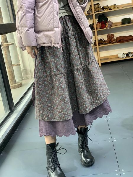 winter vintage women's stitching drawstring double layer floral skirt sweet and versatile over the knee xgn2852 skirts, Black
winter vintage women's stitching drawstring double layer floral skirt sweet and versatile over the knee xgn2852 skirts, Black