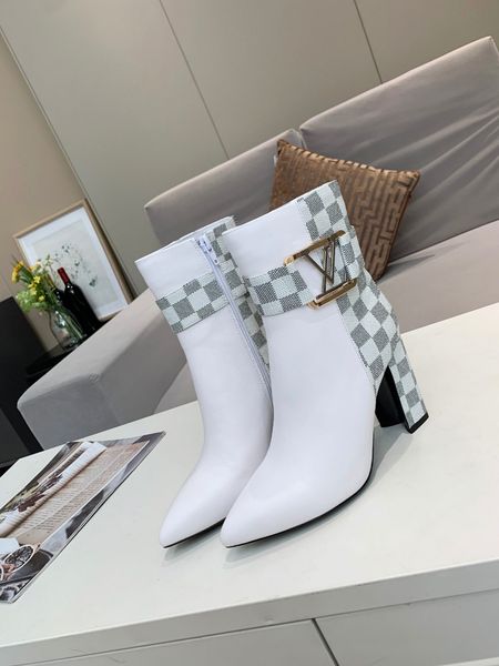 winter women fashion snow boots genuine leather ankle boots brown flower style shoes boot -b201, Black
winter women fashion snow boots genuine leather ankle boots brown flower style shoes boot -b201, Black