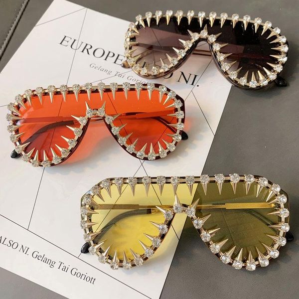 sunglasses fashion square diamond frame women female eyeglasses rivet decoration retro ladies party sun glasses, White;black
sunglasses fashion square diamond frame women female eyeglasses rivet decoration retro ladies party sun glasses, White;black