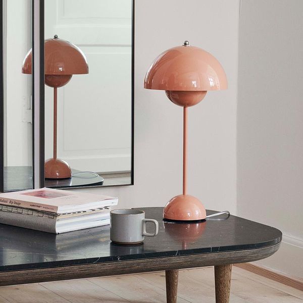 modern led glass ball table lamp lampe de bureau lampara mesa iron lamps desk bedroom living room
modern led glass ball table lamp lampe de bureau lampara mesa iron lamps desk bedroom living room