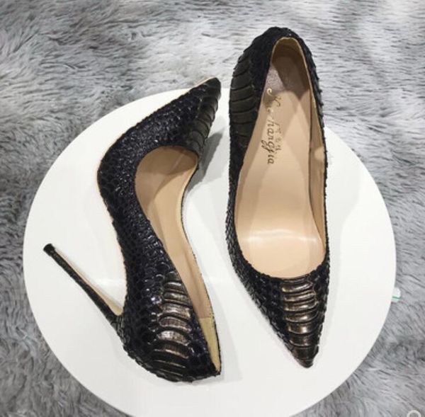 2021 fashion luxury women dress shoes red bottoms high heels nude black white womens pointed toes 1
2021 fashion luxury women dress shoes red bottoms high heels nude black white womens pointed toes 1