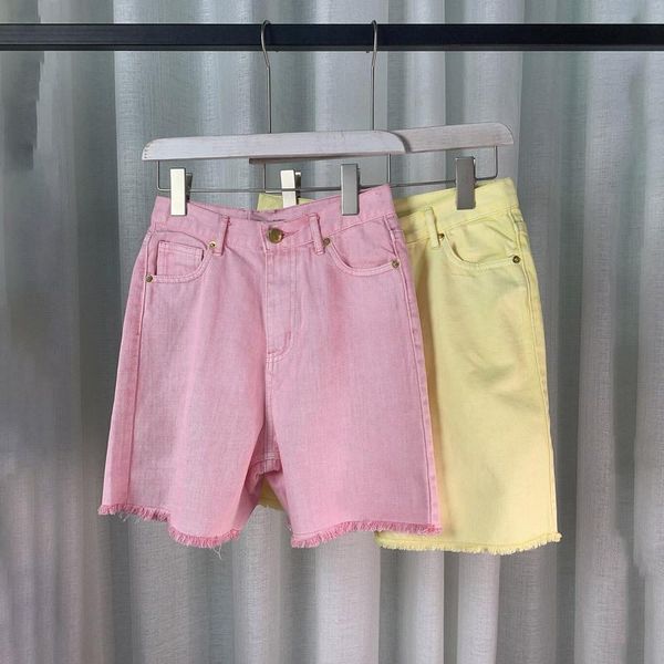 women's shorts women s ins net red with the same style of versatile hair pulling midpants trend, White;black
women's shorts women s ins net red with the same style of versatile hair pulling midpants trend, White;black