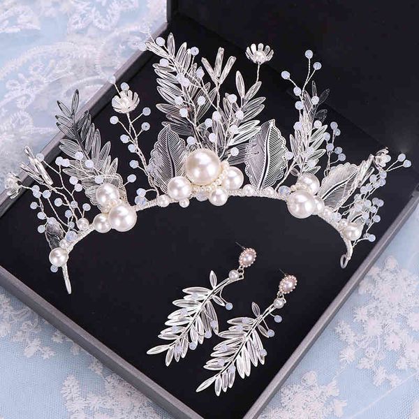 wedding hair jewelry accessories large pearl crown leaf crystal bride earring set 2021 exquisite luxury princess headdress, Slivery;golden
wedding hair jewelry accessories large pearl crown leaf crystal bride earring set 2021 exquisite luxury princess headdress, Slivery;golden