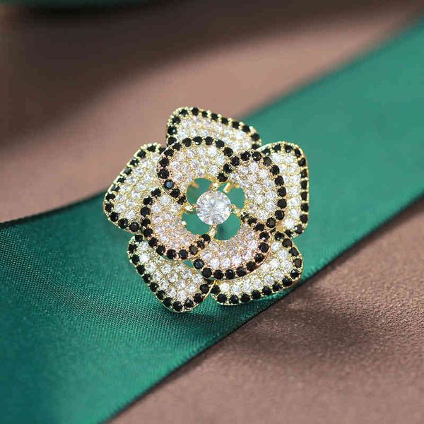 brooch sun cloud light luxury minority black and white camellia temperament simple high-grade flower pin female, Gray
brooch sun cloud light luxury minority black and white camellia temperament simple high-grade flower pin female, Gray