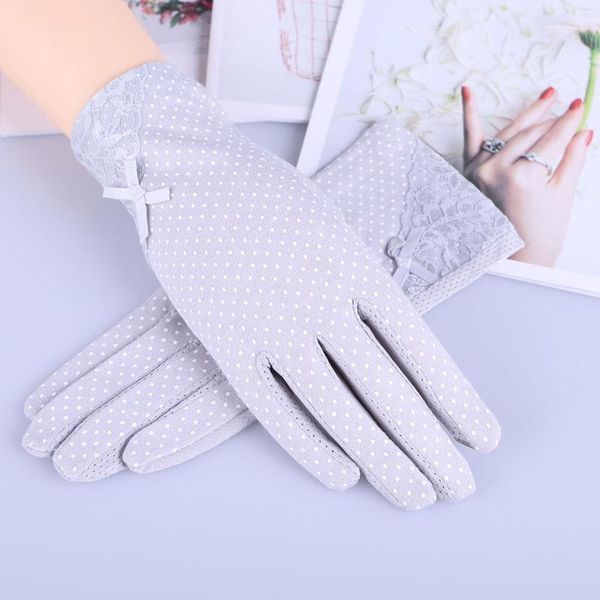five fingers gloves summer thin sunscreen women anti-uv breathable skid bow touch screen female outdoor driving lace dot, Blue;gray
five fingers gloves summer thin sunscreen women anti-uv breathable skid bow touch screen female outdoor driving lace dot, Blue;gray