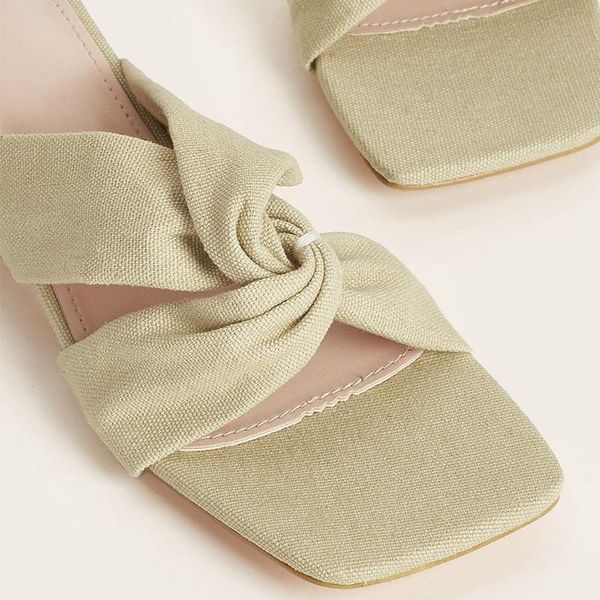 slippers women shoes high heels sandals pumps summer footwear high-heeled flip flop, Black
slippers women shoes high heels sandals pumps summer footwear high-heeled flip flop, Black