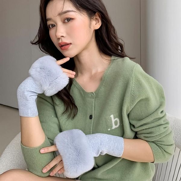 five fingers gloves 2021 rex fur women knitted wool mittens korea cute fingerless muff winter ladies warm, Blue;gray
five fingers gloves 2021 rex fur women knitted wool mittens korea cute fingerless muff winter ladies warm, Blue;gray