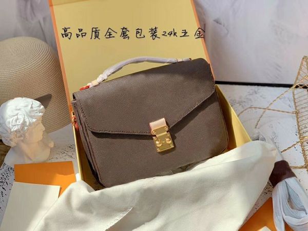 luxury handbag new tide 2020 classic messenger bag shoulder his joker portable small leather baginclined shoulder bag
luxury handbag new tide 2020 classic messenger bag shoulder his joker portable small leather baginclined shoulder bag
