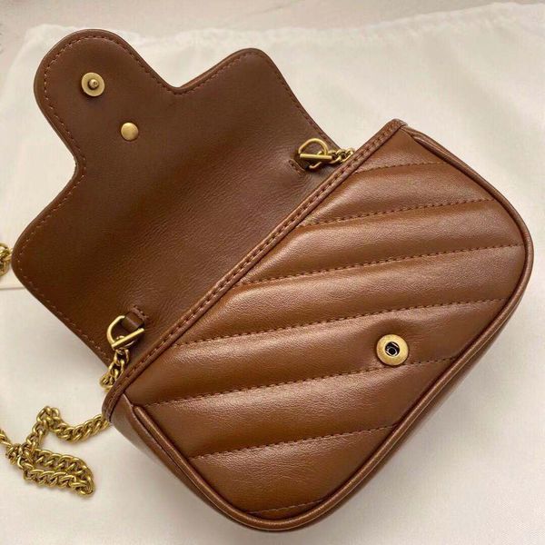 women classic mini marmont key wallets wavy stitched leather back with heart shape mark keys ring inside attachable to big bag ladies cross, Red;blue
women classic mini marmont key wallets wavy stitched leather back with heart shape mark keys ring inside attachable to big bag ladies cross, Red;blue