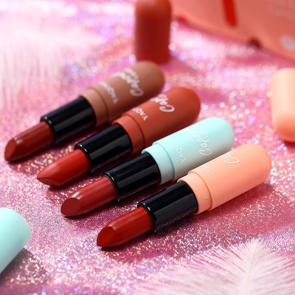 lip gloss 4 pcs mini four-color lipstick gift box long lasting waterproof non-stick cup moisturizing 
lip gloss 4 pcs mini four-color lipstick gift box long lasting waterproof non-stick cup moisturizing