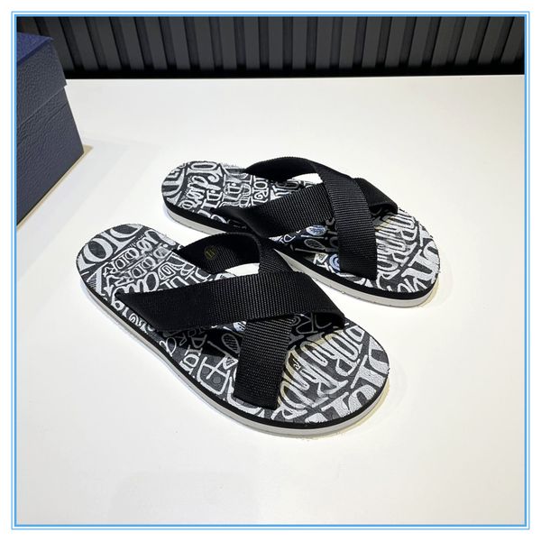2021ss fashion trend popular slippers summer luxury men beach big head slippers designer genuine leather flat sandals l bath men slippers si, Black
2021ss fashion trend popular slippers summer luxury men beach big head slippers designer genuine leather flat sandals l bath men slippers si, Black