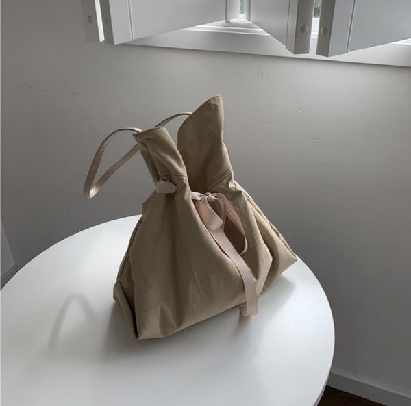 women's bag 2021 summer drawstring design one shoulder underarm nylon large capacity simple bucket bags
women's bag 2021 summer drawstring design one shoulder underarm nylon large capacity simple bucket bags