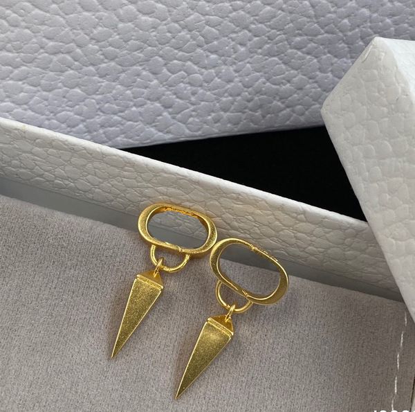 2022 new style luxury letter earrings stud fashion for man woman highly quality women party lovers gift hip hop jewelry, Golden;silver
2022 new style luxury letter earrings stud fashion for man woman highly quality women party lovers gift hip hop jewelry, Golden;silver