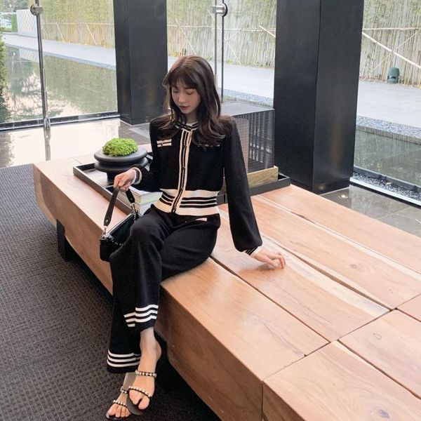 women's two piece pants spring temperament crew neck knitted cardigan suit loose wide-legged - set for women, White
women's two piece pants spring temperament crew neck knitted cardigan suit loose wide-legged - set for women, White