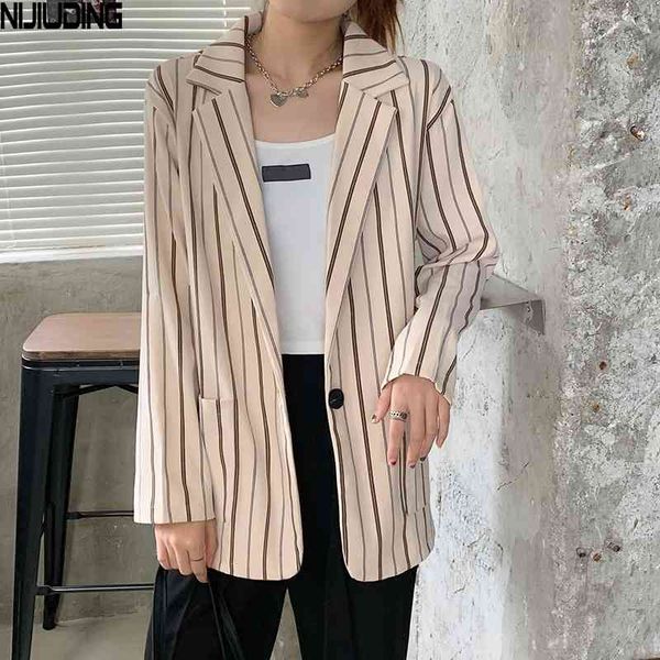 spring one button striped cotton women blazer jacket with pockets female casual long sleeve elegant suit loose outwear 210514, White;black
spring one button striped cotton women blazer jacket with pockets female casual long sleeve elegant suit loose outwear 210514, White;black