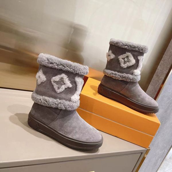 2021 designers snow boots women fashion soft leather flat girls casual winter brown shoe with fur half boot for woman black coco sb dunk box
2021 designers snow boots women fashion soft leather flat girls casual winter brown shoe with fur half boot for woman black coco sb dunk box