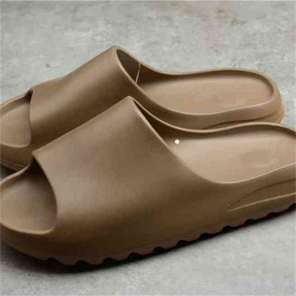 yeesy slide foam bone black green fashion sports slippers white khaki men women indoor outdoor sandal basketball shoes football sneakers siz
yeesy slide foam bone black green fashion sports slippers white khaki men women indoor outdoor sandal basketball shoes football sneakers siz