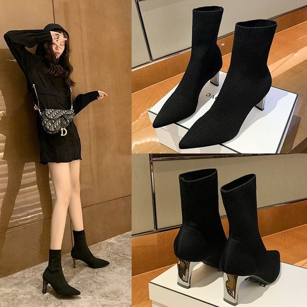 2021 autumn and winter thin medium tube socks high thick heels elastic pointed black women's short fashion boots
2021 autumn and winter thin medium tube socks high thick heels elastic pointed black women's short fashion boots