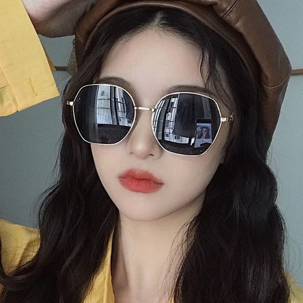 irregular sunglasses brand design luxury polarized women female vintage sun glasses uv400 metal frame fashion eyewear, White;black
irregular sunglasses brand design luxury polarized women female vintage sun glasses uv400 metal frame fashion eyewear, White;black