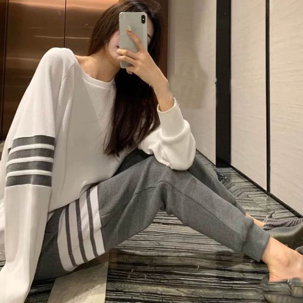 hoodies tb waffle 4-bar plush round neck pullover for women's loose stitching white coat autumn winter 2021, Black
hoodies tb waffle 4-bar plush round neck pullover for women's loose stitching white coat autumn winter 2021, Black