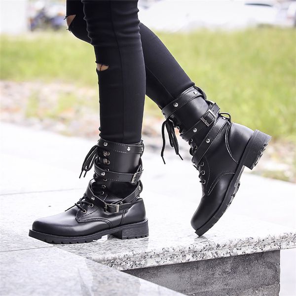 414243 size autumn and winter european and american belt buckle flat bottom short boots boots lace-up rivet round head motorcycle boots casu, Black
414243 size autumn and winter european and american belt buckle flat bottom short boots boots lace-up rivet round head motorcycle boots casu, Black
