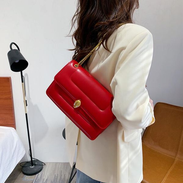 wholesale factory ladies leathers shoulder bags small fresh candy-colored fashion handbag gold studded buckle women underarm bag flip leathe
wholesale factory ladies leathers shoulder bags small fresh candy-colored fashion handbag gold studded buckle women underarm bag flip leathe