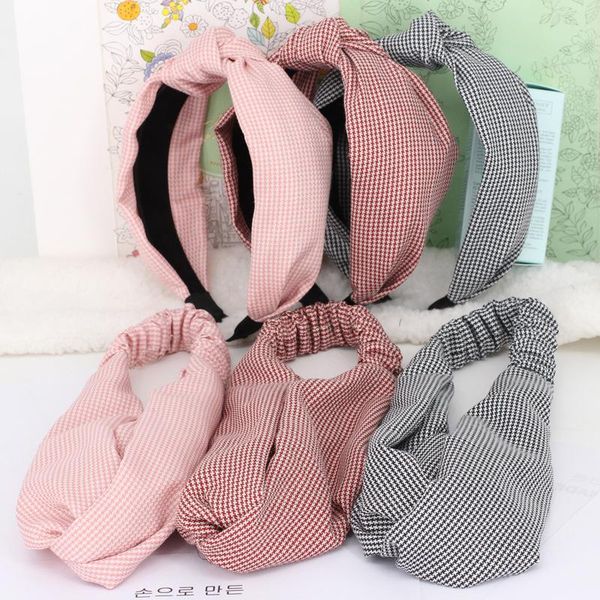 hair clips & barrettes spring summer small dot wide edge cross b retro sweet thin square knotted hoop b31, Golden;silver
hair clips & barrettes spring summer small dot wide edge cross b retro sweet thin square knotted hoop b31, Golden;silver