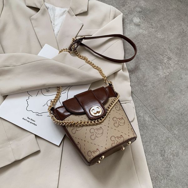 handbag chain bag female 2021 color contrast portable bucket simple and fashionable pu women's single shoulder messenger
handbag chain bag female 2021 color contrast portable bucket simple and fashionable pu women's single shoulder messenger