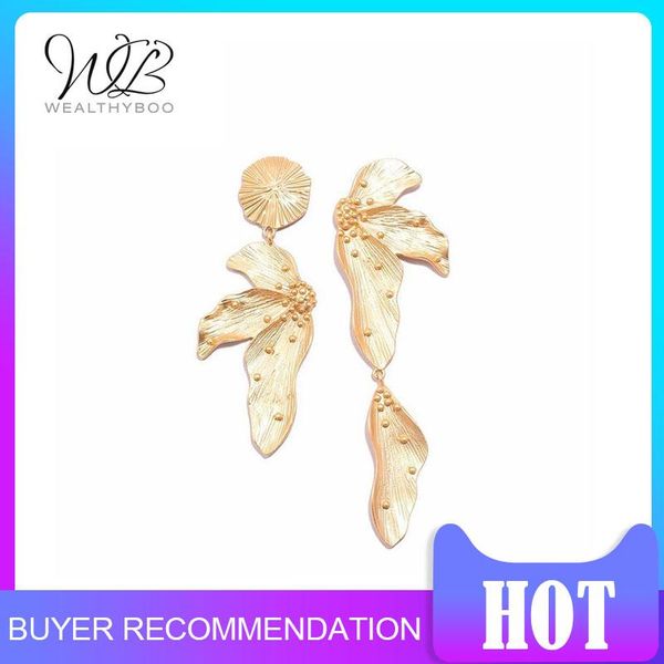 female metal dangle earrings gold long tassel irregular drop gifts for women fashion jewelry & chandelier, Silver
female metal dangle earrings gold long tassel irregular drop gifts for women fashion jewelry & chandelier, Silver