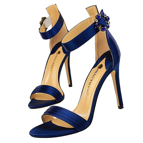 dress shoes 2021 crystal women satin 11cm high heels fetish silk sandals gladiator summer wedding green platform blue stripper sandles, Black
dress shoes 2021 crystal women satin 11cm high heels fetish silk sandals gladiator summer wedding green platform blue stripper sandles, Black