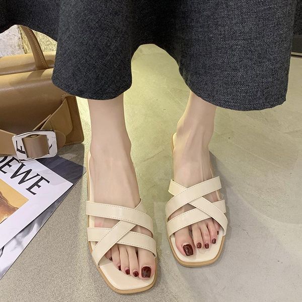 slippers fashion sandals and women 2021 summer korean casual flat wild trend beach, Black
slippers fashion sandals and women 2021 summer korean casual flat wild trend beach, Black