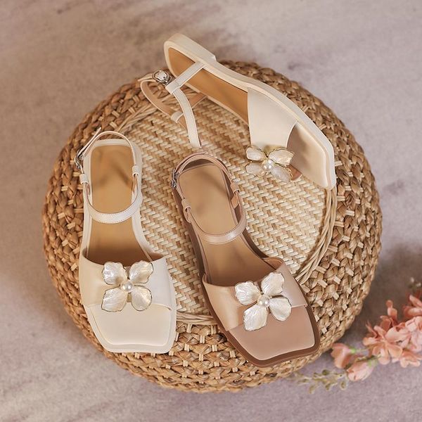 sandals royesic, 2021 women's sandals, barefoot, korean version, flower decoration, low heel, full leather inside and outside, handmade, Black
sandals royesic, 2021 women's sandals, barefoot, korean version, flower decoration, low heel, full leather inside and outside, handmade, Black