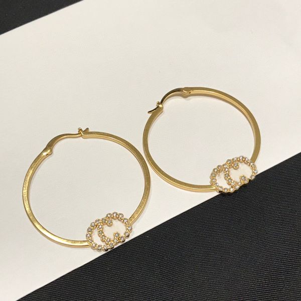 new fashion pearl gold hoop earrings aretes for women party wedding lovers gift jewelry engagement with box nrj, Golden;silver
new fashion pearl gold hoop earrings aretes for women party wedding lovers gift jewelry engagement with box nrj, Golden;silver