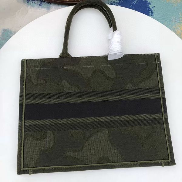 2020 luxury handbag wallet fashion large lady bag travel genuine leather women shopping bag wallet 87811
2020 luxury handbag wallet fashion large lady bag travel genuine leather women shopping bag wallet 87811