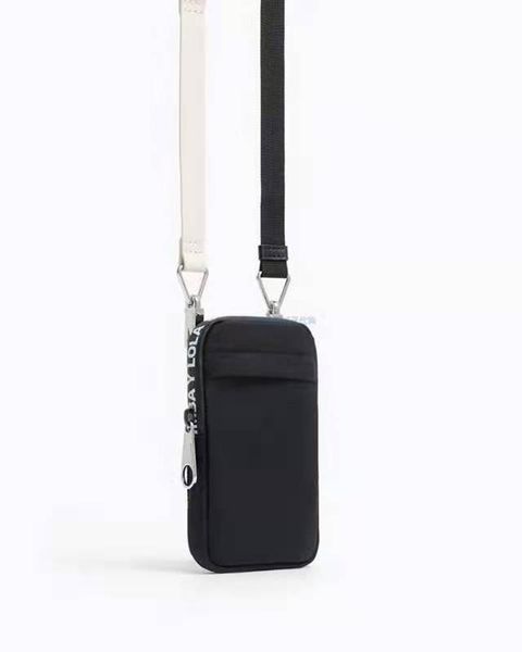 style ladies one-shoulder messenger bag fashion mobile phone bag, detachable shoulder strap single-shoulder small waist bags
style ladies one-shoulder messenger bag fashion mobile phone bag, detachable shoulder strap single-shoulder small waist bags