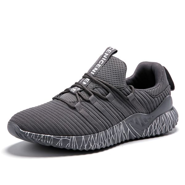 2021 men womens knit running sports shoes triple black breathable comfortable couples outdoor trainers sneakers big size 35-46 y-h1503 
2021 men womens knit running sports shoes triple black breathable comfortable couples outdoor trainers sneakers big size 35-46 y-h1503