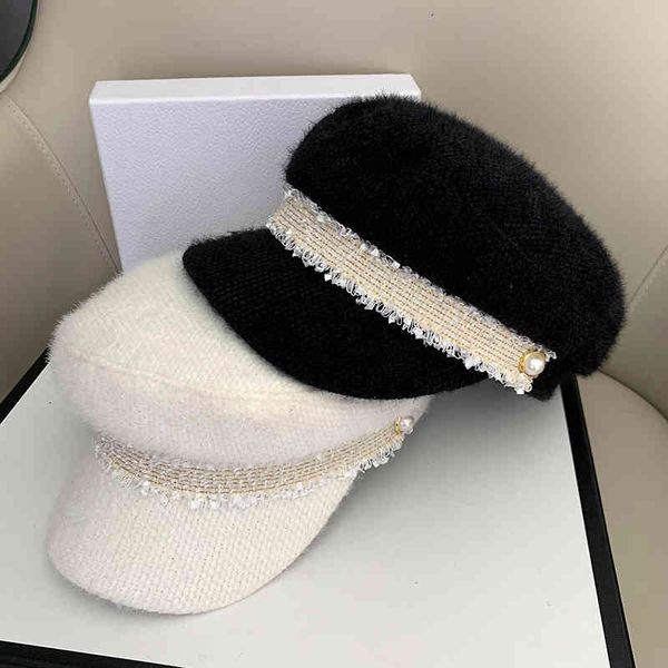 autumn and winter file mouth plush flat sea military hat fashion versatile pearl tongue hat lace octagonal beret, Blue;gray
autumn and winter file mouth plush flat sea military hat fashion versatile pearl tongue hat lace octagonal beret, Blue;gray
