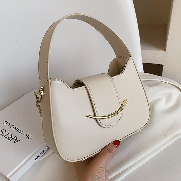evening bags casual one-shoulder diagonal bag women's fashion trend solid color wild high-quality texture chain lock white small square
evening bags casual one-shoulder diagonal bag women's fashion trend solid color wild high-quality texture chain lock white small square