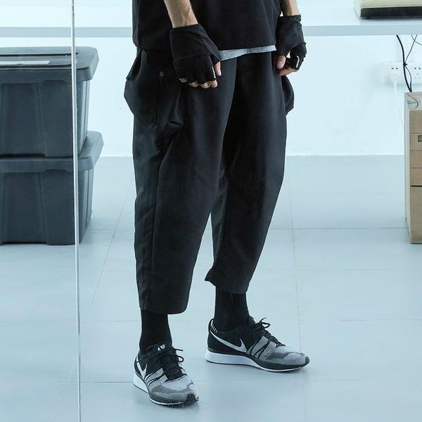 27-44 2021 men's clothing gd hair stylist fashion catwalk street 3d stereo cut multi bag harem pants plus size costumes, Black
27-44 2021 men's clothing gd hair stylist fashion catwalk street 3d stereo cut multi bag harem pants plus size costumes, Black