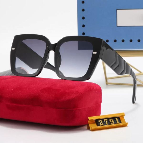 fashion luxury designer sunglasses for women mens outdoor drive glasses beach round gold frame polarized sunglass box, White;black
fashion luxury designer sunglasses for women mens outdoor drive glasses beach round gold frame polarized sunglass box, White;black