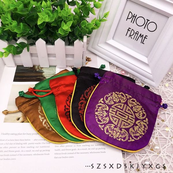 iig buddha pearl candy silk chinese style jewelry packaging boxes silk candy ruyi brocade jewelry boxes sachet storage bag fozhu bag, Black;white
iig buddha pearl candy silk chinese style jewelry packaging boxes silk candy ruyi brocade jewelry boxes sachet storage bag fozhu bag, Black;white