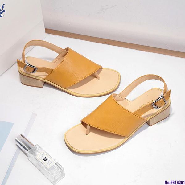 summer ladies sandals fashion flip flops buckle strap square med heels design plus size women's casual shoes for women, Black
summer ladies sandals fashion flip flops buckle strap square med heels design plus size women's casual shoes for women, Black