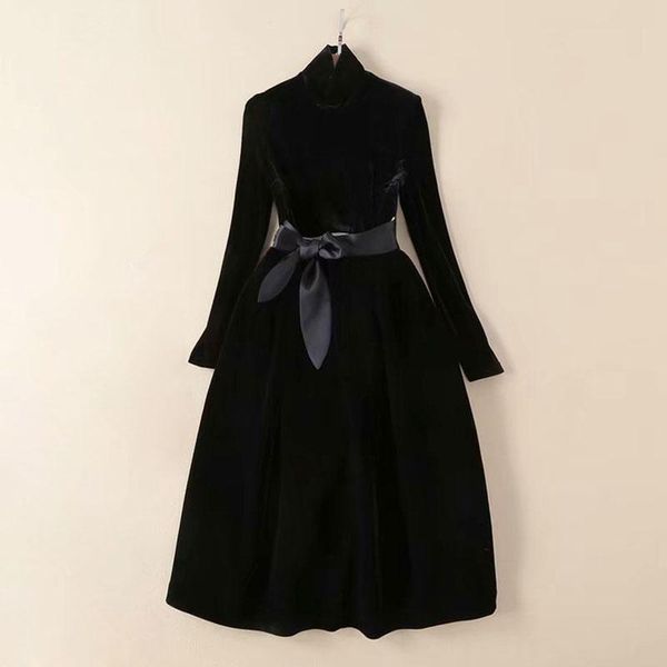 casual dresses est fashion 2021 designer dress women's turtleneck long sleeve hollow out sashes vintage velvet, Black;gray
casual dresses est fashion 2021 designer dress women's turtleneck long sleeve hollow out sashes vintage velvet, Black;gray