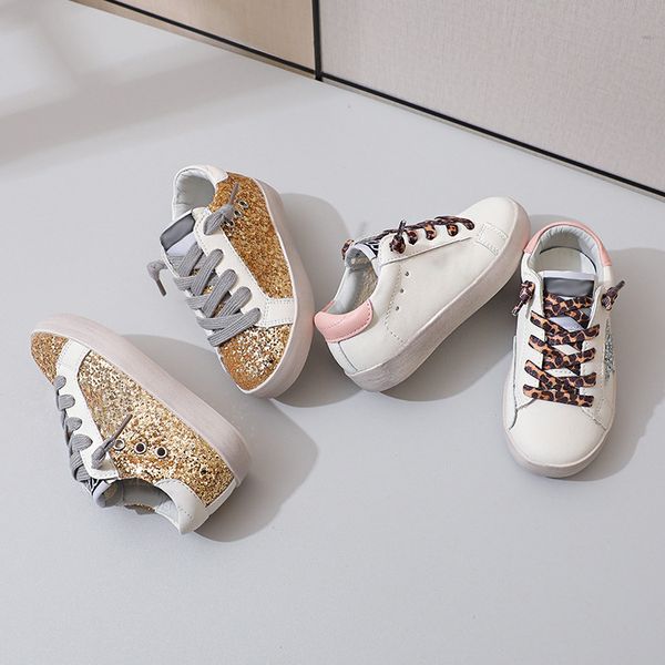 2022 summer famous brand fashion sequins girls' and boys' casual shoes designer korean version soft bottom children's star bo
2022 summer famous brand fashion sequins girls' and boys' casual shoes designer korean version soft bottom children's star bo